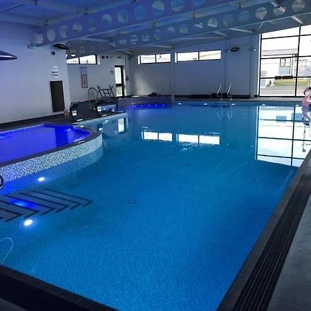 Seldongoldengates Hotel Kinmel Bay Bagian luar foto
